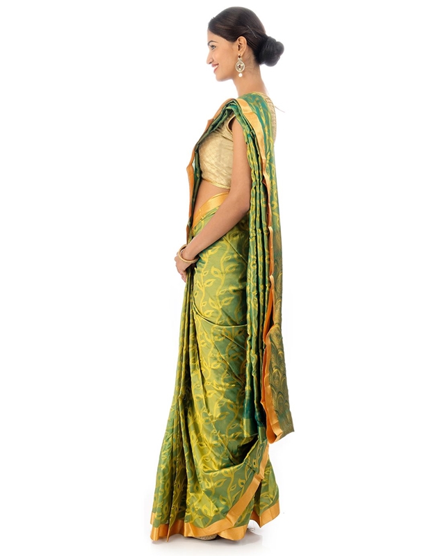 Picture of Teal Green Bangalore Silk Shari Crafted with Pattern Floral Zari Border