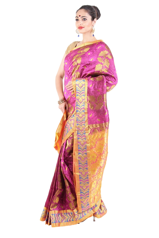 Picture of Dark Pink Colour Kanchipuram Handwoven Silk Saree with Floral Design