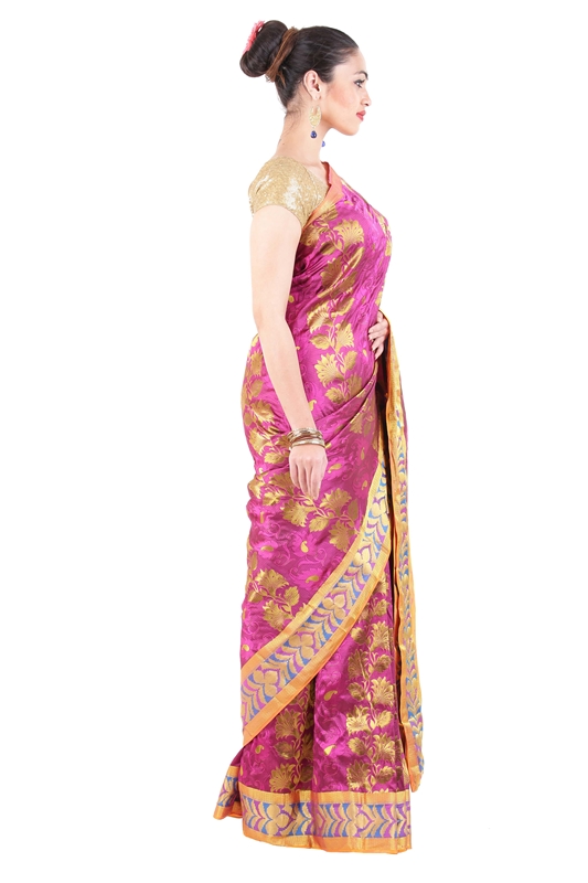 Picture of Dark Pink Colour Kanchipuram Handwoven Silk Saree with Floral Design