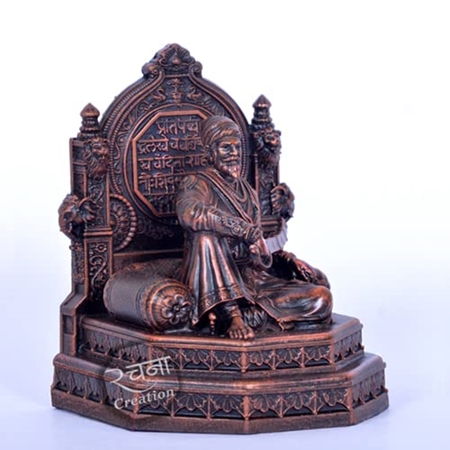 Picture of Raigadh Made Shivaji Maharaj murti